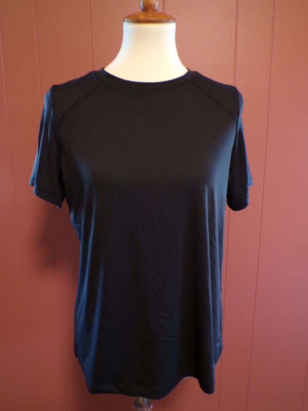 Mondetta NWT Women's Black Active Tee Choice of Size: Small, Med or Large